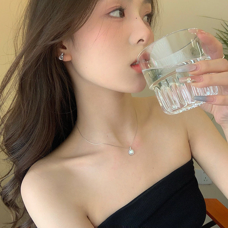 925 Sterling Silver Light Luxury Full Diamond Round Opal Stone Necklace For Women - Artigo Importado