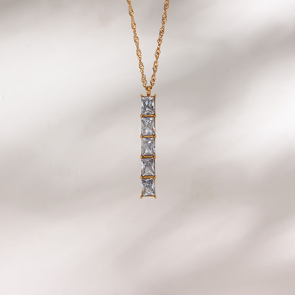 Thea Diamond Necklace - Artigo Importado