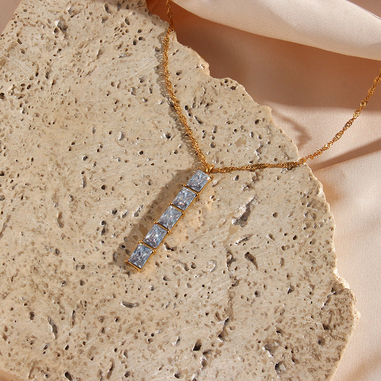 Thea Diamond Necklace - Artigo Importado